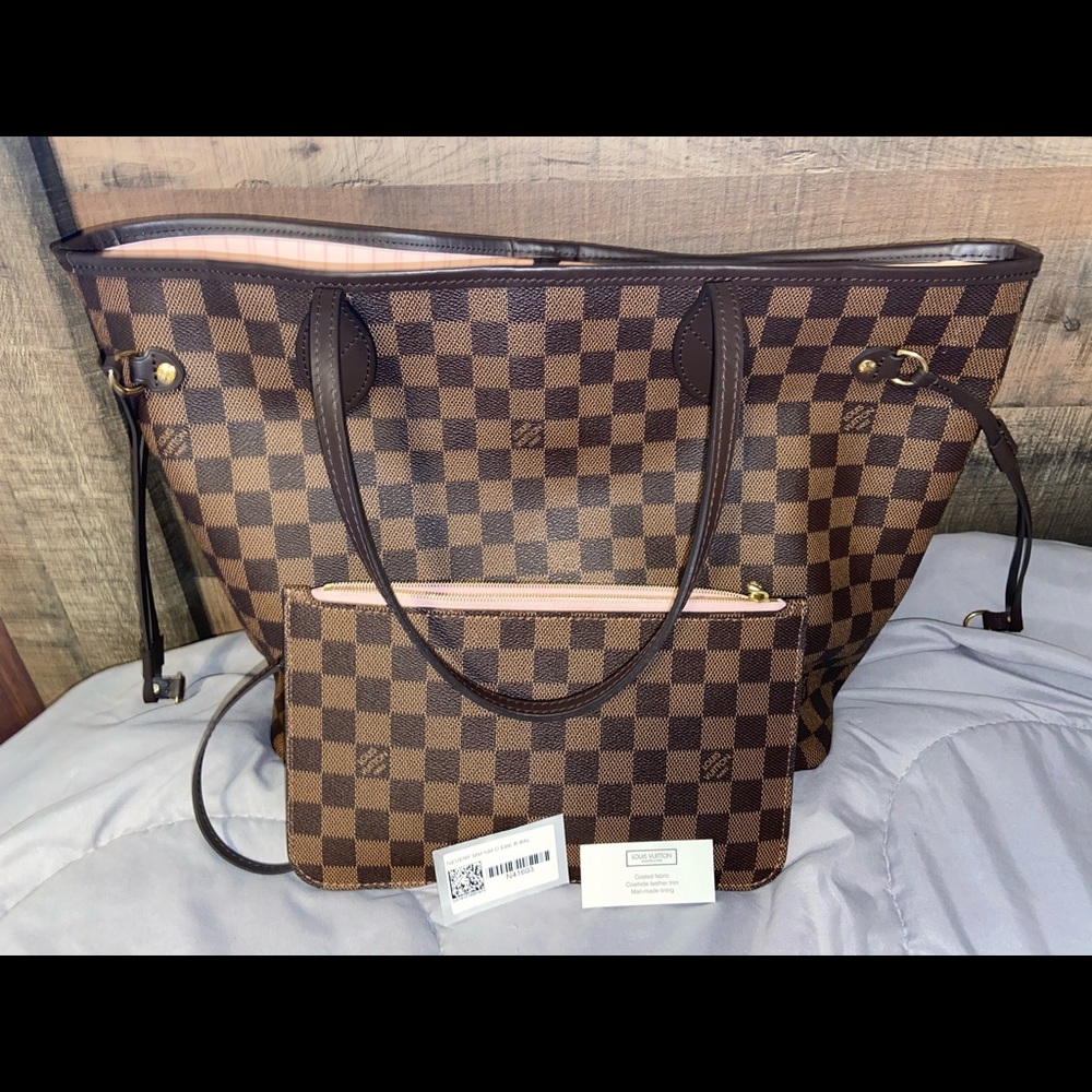 Louis Vuitton Neverfull MM EUC!!